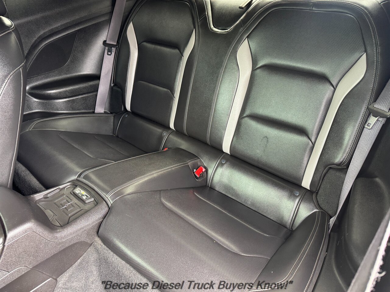 2016 Chevrolet Camaro SS   - Photo 18 - Portland, OR 97132