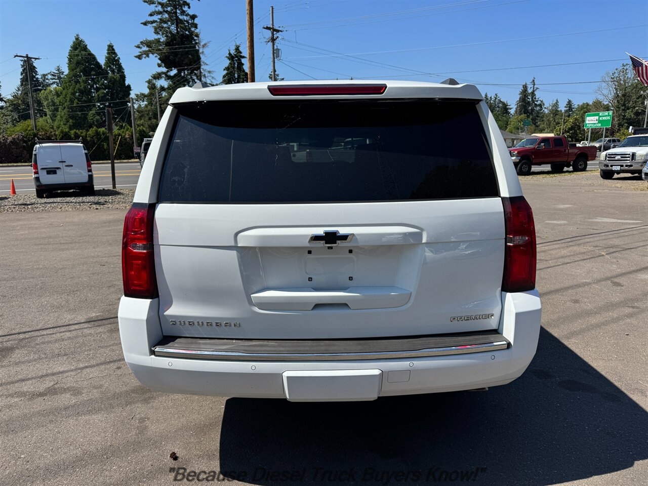 2020 Chevrolet Suburban Premier   - Photo 4 - Portland, OR 97132