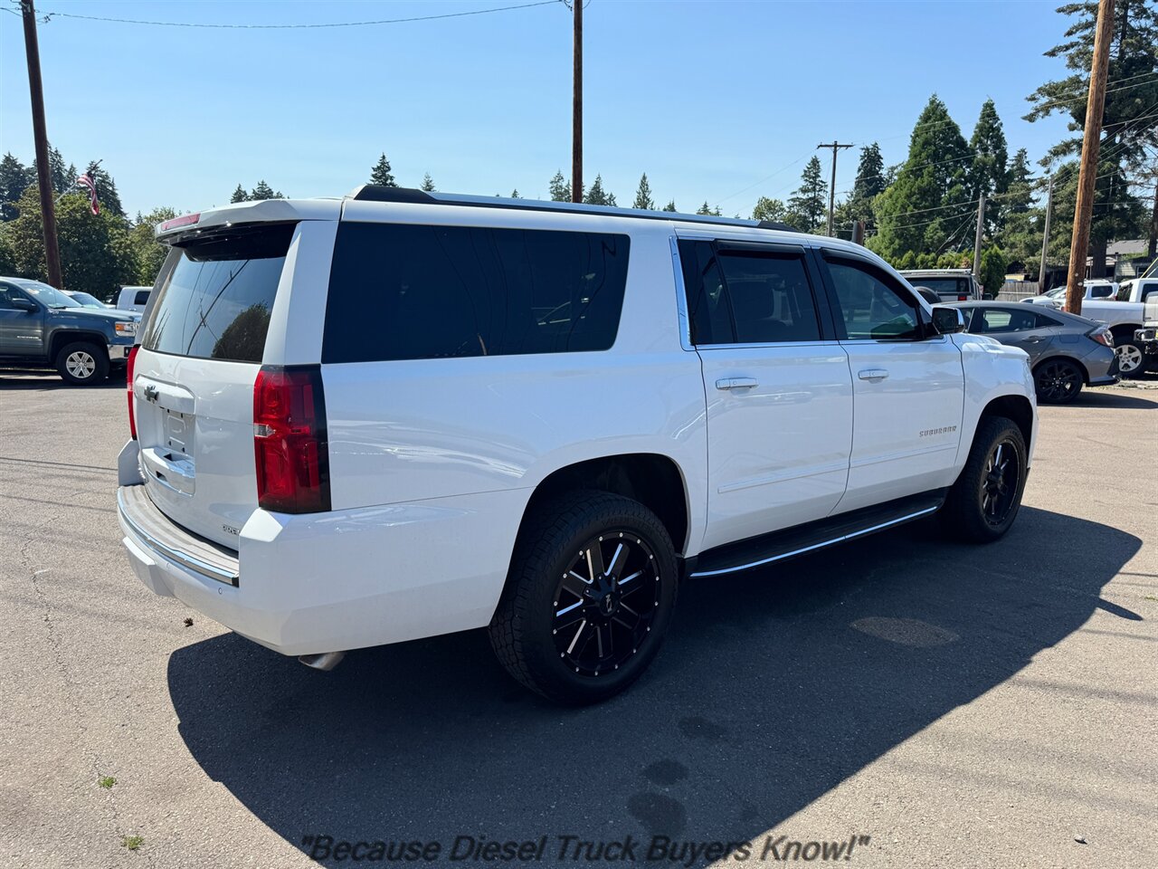 2020 Chevrolet Suburban Premier   - Photo 5 - Portland, OR 97132
