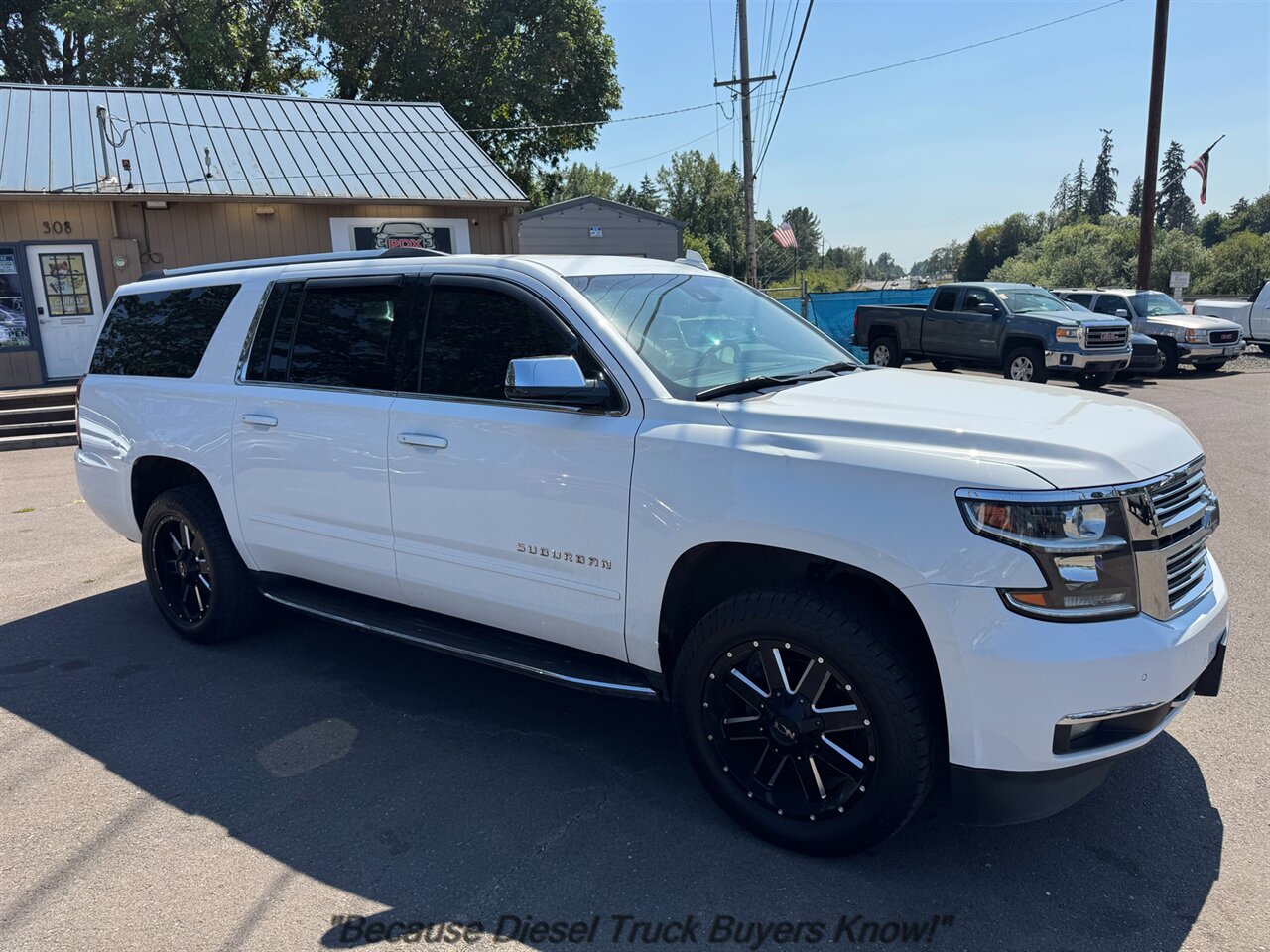 2020 Chevrolet Suburban Premier   - Photo 1 - Portland, OR 97132