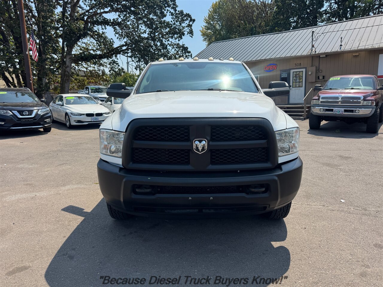 2017 RAM 3500 ST   - Photo 2 - Portland, OR 97132