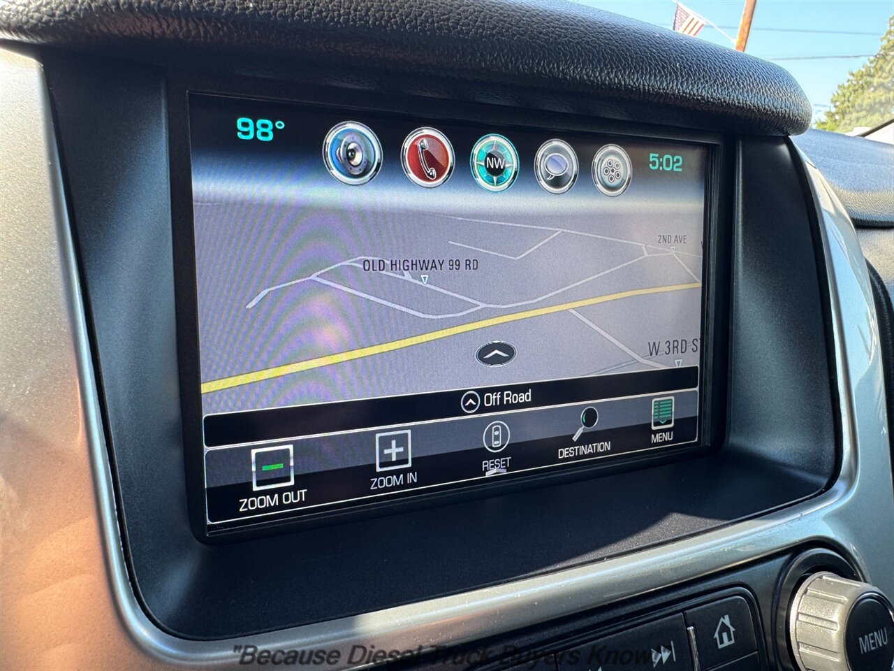 2019 Chevrolet Suburban Premier   - Photo 33 - Portland, OR 97132