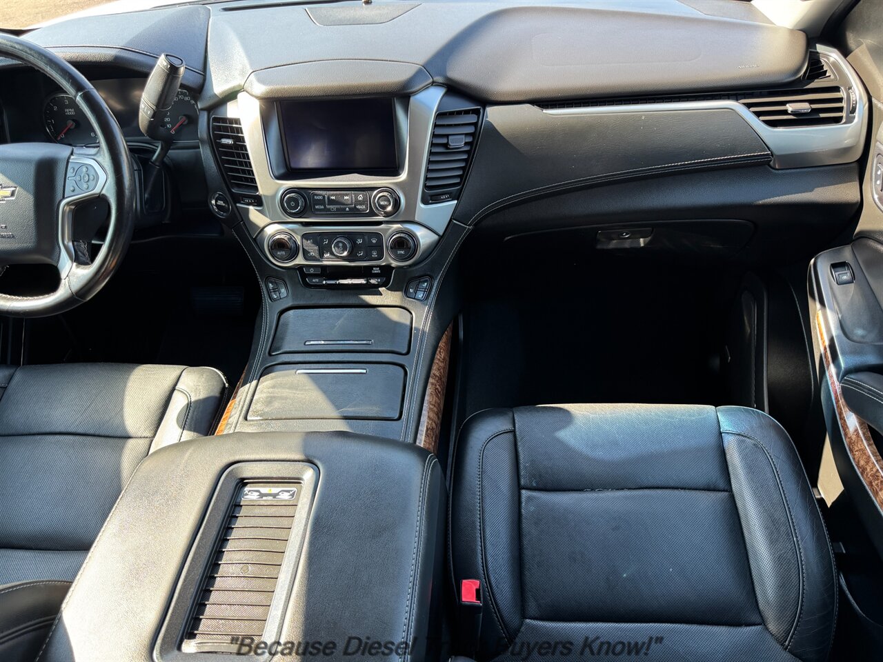2019 Chevrolet Suburban Premier   - Photo 22 - Portland, OR 97132
