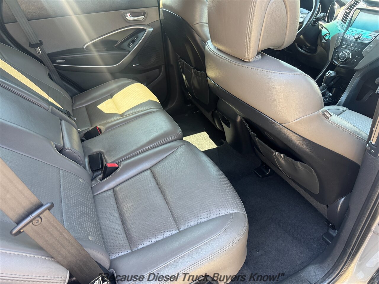 2015 Hyundai SANTA FE Sport 2.4L   - Photo 16 - Portland, OR 97132