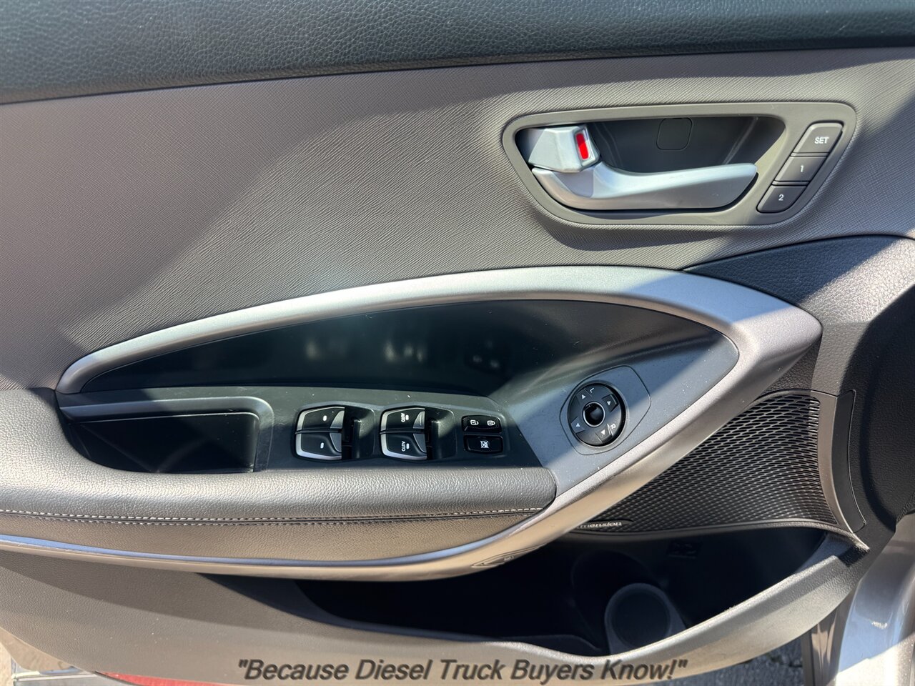 2015 Hyundai SANTA FE Sport 2.4L   - Photo 10 - Portland, OR 97132