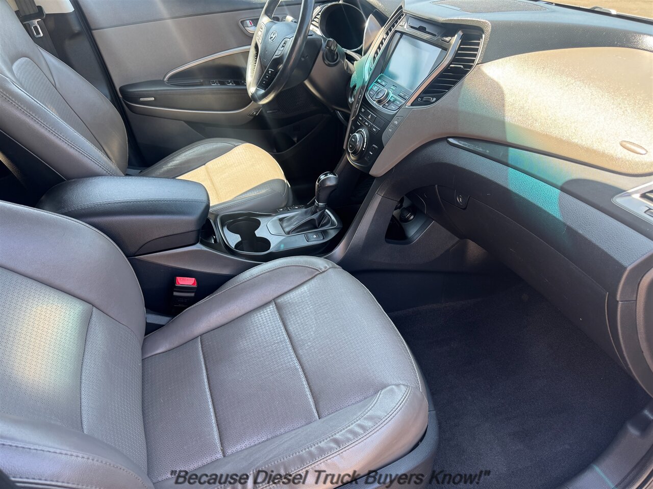 2015 Hyundai SANTA FE Sport 2.4L   - Photo 18 - Portland, OR 97132