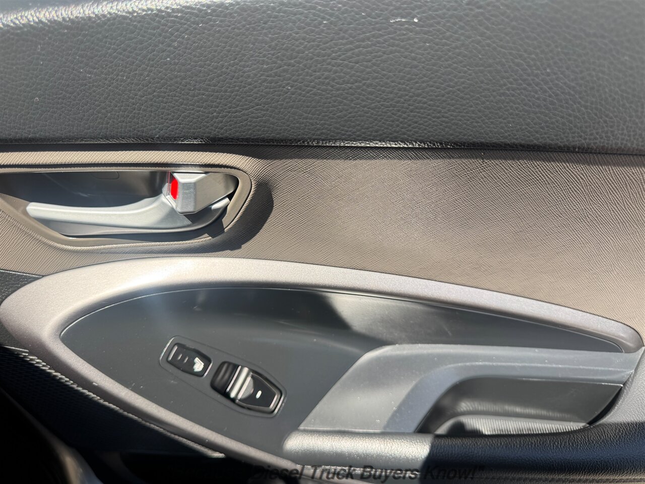 2015 Hyundai SANTA FE Sport 2.4L   - Photo 17 - Portland, OR 97132