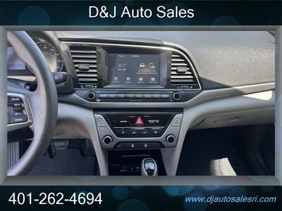 2017 Hyundai ELANTRA SE   - Photo 11 - W Warwick, RI 02893