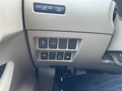 2015 Nissan Rogue SV   - Photo 12 - Lancaster, PA 17601