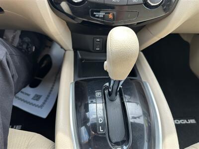 2015 Nissan Rogue SV   - Photo 11 - Lancaster, PA 17601