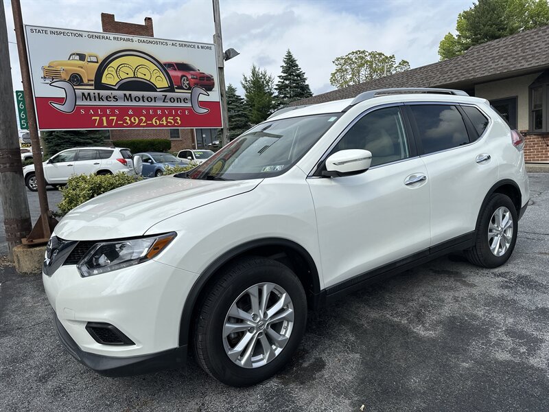 2015 Nissan Rogue SV - Photo 1 - Lancaster, PA 17601