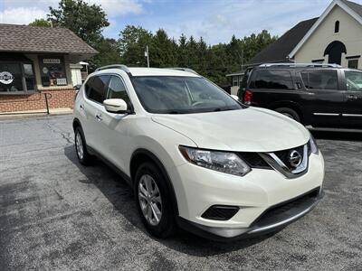 2015 Nissan Rogue SV   - Photo 2 - Lancaster, PA 17601
