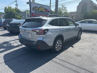 2020 Subaru Outback Premium   - Photo 2 - Lancaster, PA 17601