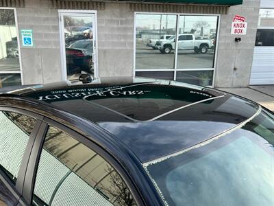 2017 Dodge Charger SXT   - Photo 9 - Salt Lake City, UT 84115