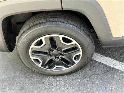 2015 Jeep Renegade Trailhawk   - Photo 12 - Salt Lake City, UT 84115