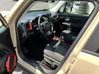 2015 Jeep Renegade Trailhawk   - Photo 15 - Salt Lake City, UT 84115