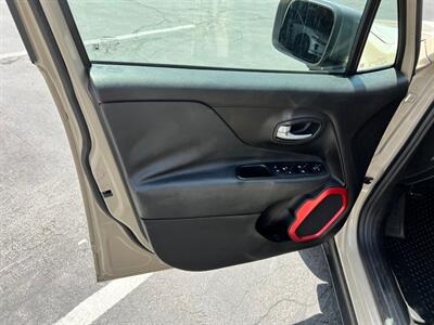 2015 Jeep Renegade Trailhawk   - Photo 18 - Salt Lake City, UT 84115