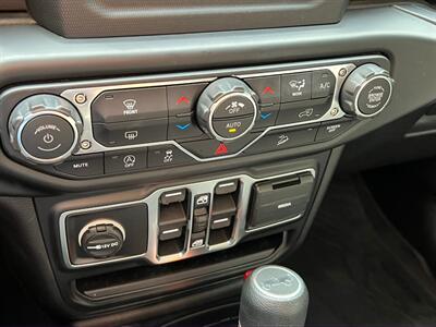 2019 Jeep Wrangler Unlimited Sport Altitude   - Photo 30 - Salt Lake City, UT 84115