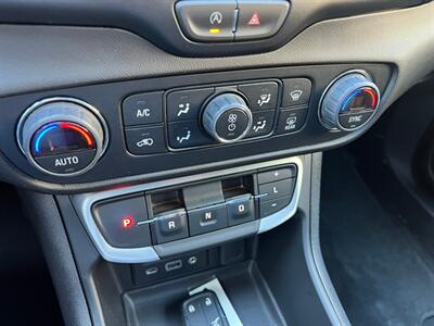 2024 GMC Terrain SLT   - Photo 33 - Salt Lake City, UT 84115