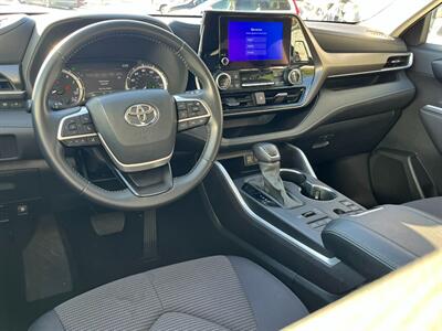 2024 Toyota Highlander LE   - Photo 27 - Salt Lake City, UT 84115