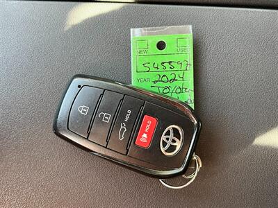 2024 Toyota Highlander LE   - Photo 33 - Salt Lake City, UT 84115