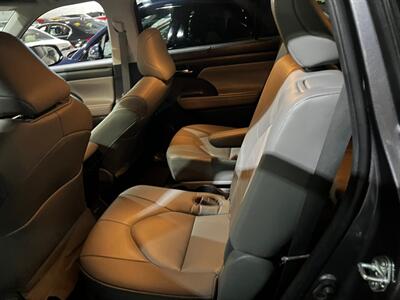 2023 Toyota Highlander XLE   - Photo 9 - Salt Lake City, UT 84115