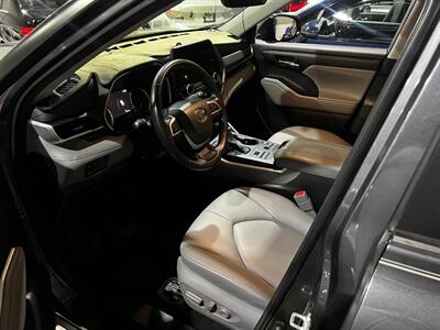 2023 Toyota Highlander XLE   - Photo 8 - Salt Lake City, UT 84115