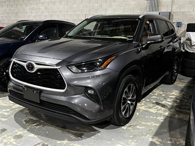 2023 Toyota Highlander XLE   - Photo 1 - Salt Lake City, UT 84115