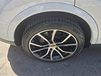 2021 Porsche Cayenne   - Photo 12 - Salt Lake City, UT 84115