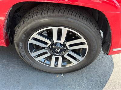 2024 Toyota 4Runner Limited   - Photo 10 - Salt Lake City, UT 84115