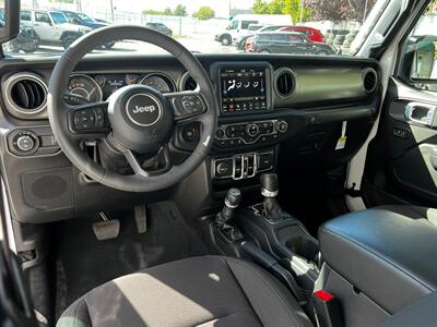 2023 Jeep Gladiator Sport S   - Photo 21 - Salt Lake City, UT 84115