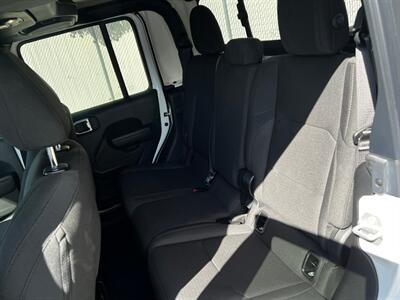 2023 Jeep Gladiator Sport S   - Photo 19 - Salt Lake City, UT 84115
