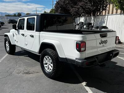 2023 Jeep Gladiator Sport S   - Photo 5 - Salt Lake City, UT 84115
