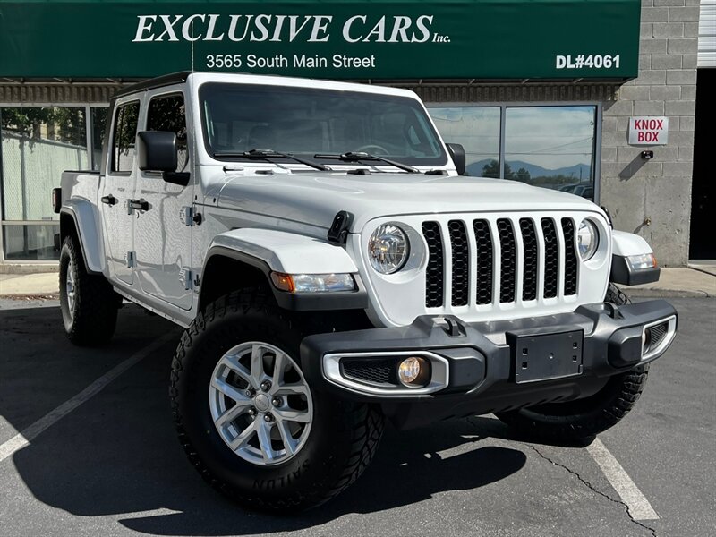2023 Jeep Gladiator Sport S   - Photo 1 - Salt Lake City, UT 84115