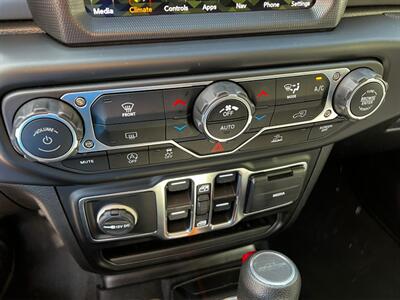 2023 Jeep Gladiator Sport S   - Photo 28 - Salt Lake City, UT 84115