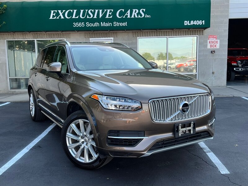 2016 Volvo XC90 T8 eAWD Inscription  