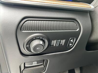 2023 Jeep Grand Wagoneer Series II   - Photo 35 - Salt Lake City, UT 84115