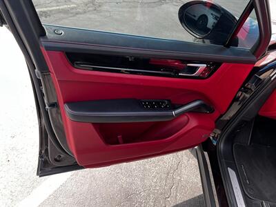 2020 Porsche Cayenne   - Photo 18 - Salt Lake City, UT 84115