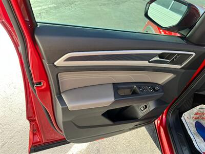 2021 Volkswagen Atlas Cross Sport V6 SE R-Line 4Motion   - Photo 19 - Salt Lake City, UT 84115