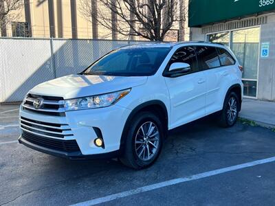 2019 Toyota Highlander XLE   - Photo 3 - Salt Lake City, UT 84115