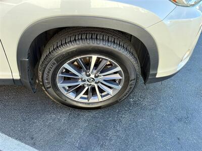 2019 Toyota Highlander XLE   - Photo 11 - Salt Lake City, UT 84115