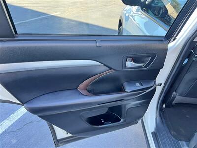 2019 Toyota Highlander XLE   - Photo 22 - Salt Lake City, UT 84115