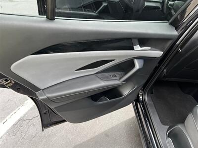 2025 Volkswagen Tiguan SE R-Line Black 4Motion - Photo 23 - Salt Lake City, UT 84115