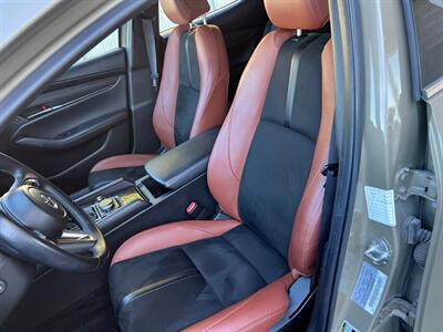 2024 Mazda Mazda3 Hatchback 2.5 Carbon Turbo   - Photo 18 - Salt Lake City, UT 84115