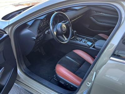 2024 Mazda Mazda3 Hatchback 2.5 Carbon Turbo   - Photo 16 - Salt Lake City, UT 84115