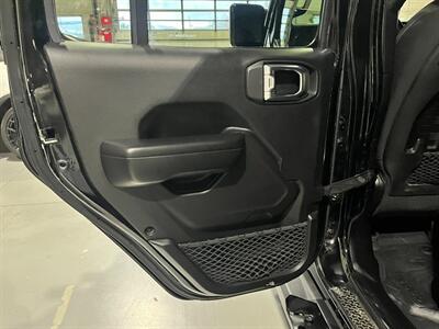 2019 Jeep Wrangler Unlimited Rubicon   - Photo 20 - Salt Lake City, UT 84115