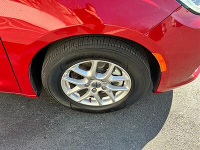 2025 Chrysler Pacifica Select   - Photo 10 - Salt Lake City, UT 84115