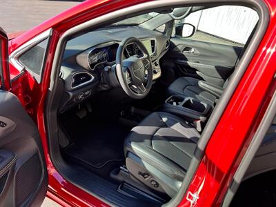 2025 Chrysler Pacifica Select   - Photo 15 - Salt Lake City, UT 84115