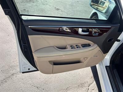 2012 Hyundai Equus Signature   - Photo 19 - Salt Lake City, UT 84115
