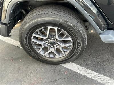 2024 Jeep Wrangler Sahara - Photo 12 - Salt Lake City, UT 84115